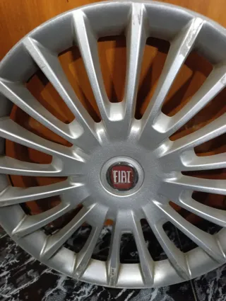 Tapacubos Fiat Bravo. 16 "