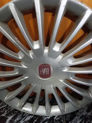 Tapacubos Fiat Bravo. 16 "