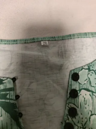 Camiseta Verde Flores Mujer Talla 2XL Nueva