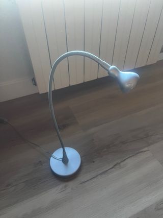 2 Lámparas de mesa Ikea flexible metal