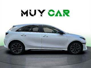 Kia Ceed 1.6 MHEV GT Line DCT 100 kW (136 CV)