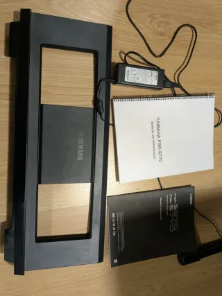 Yamaha PSR S770 Teclado