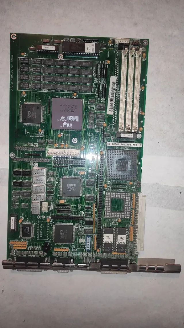 78- Scheda madre vintage 486