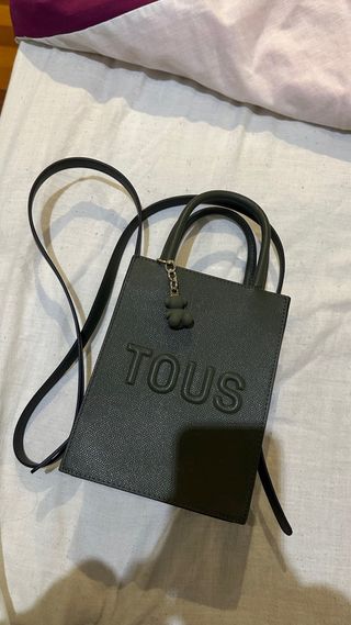 Bolso Tous verde oscuro con charm oso