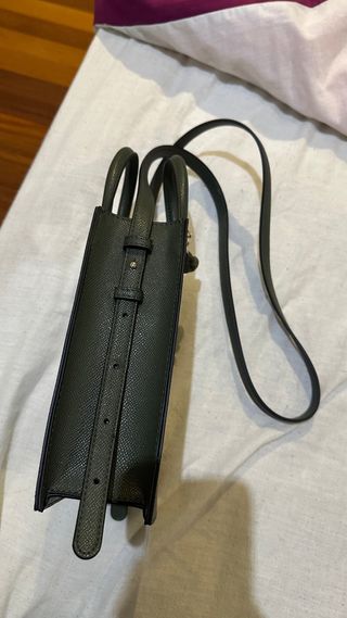 Bolso Tous verde oscuro con charm oso