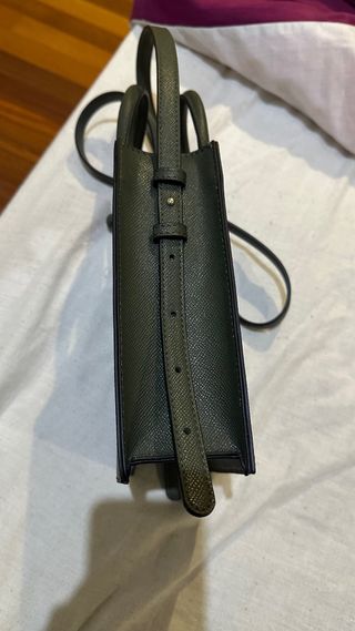 Bolso Tous verde oscuro con charm oso