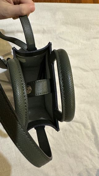 Bolso Tous verde oscuro con charm oso