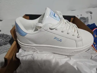 Zapatillas Fila Nuevas Talla 37.5