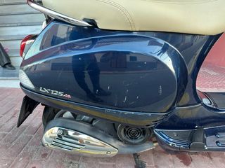 Vespa LX IE 125cc