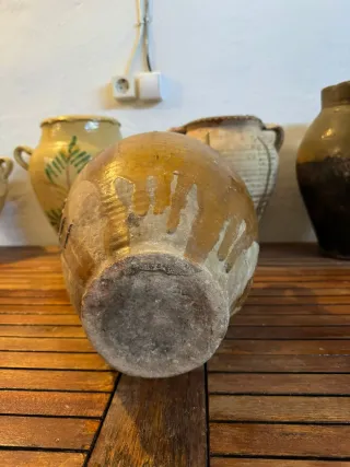 Cántaro antiguo para aguardiente