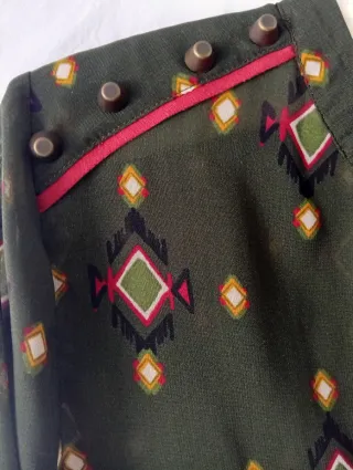 Blusa Verde Estampada Talla M Blanco