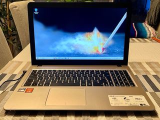Portátil Asus 1 Terabyte, Windows 10 como nuevo