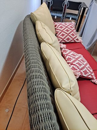 Sofá 3 plazas con cojines