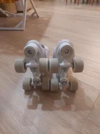 Patines artísticos blancos talla 31.