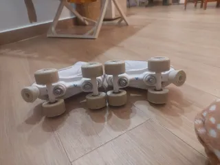 Patines artísticos blancos talla 31.