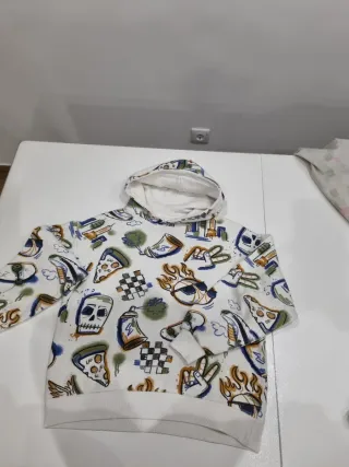 Sudadera Zara juvenil T. 13-14 estampada