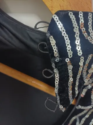 Vestido de fiesta bershka