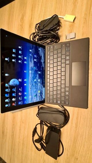 Microsoft Surface Pro 4 + Teclado + Dock