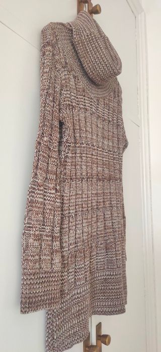 Vestido punto jaspeado marrón cuello alto