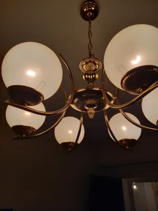 Lámpara colgante dorada 6 globos cristal