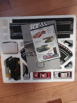 Scalextric Compact Extreme Raiders