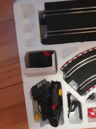 Scalextric Compact Extreme Raiders