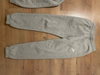 Conjunto chándal Nike gris