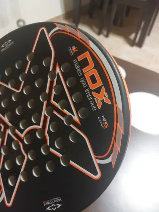 Pala de pádel NOX Full Carbon