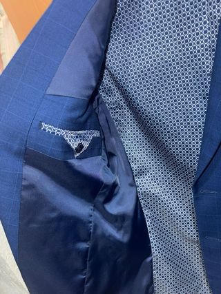 Traje azul talla 40