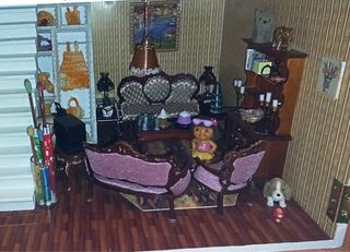 Casa de muñecas amueblada