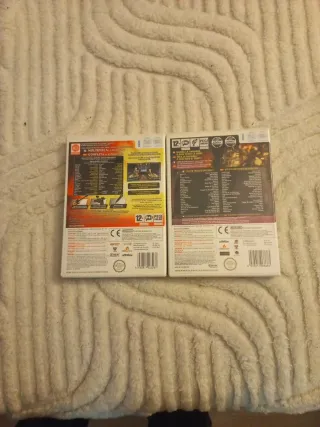 Guitarra Guitar Hero + 2 juegos Wii