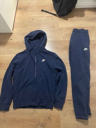 Conjunto chándal Nike azul marino