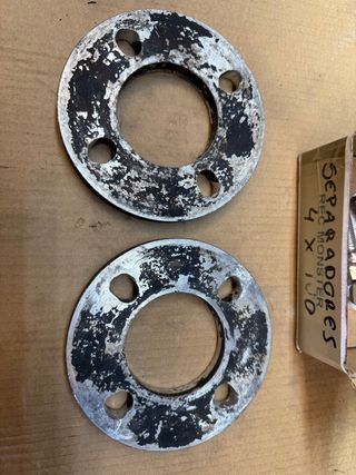 Separadores 4x100 2cm + Tornillos