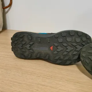 Salomon Génesis Azul/Gris talla 40'5