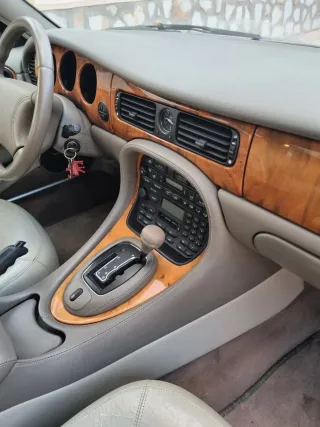 Jaguar XJ 1999