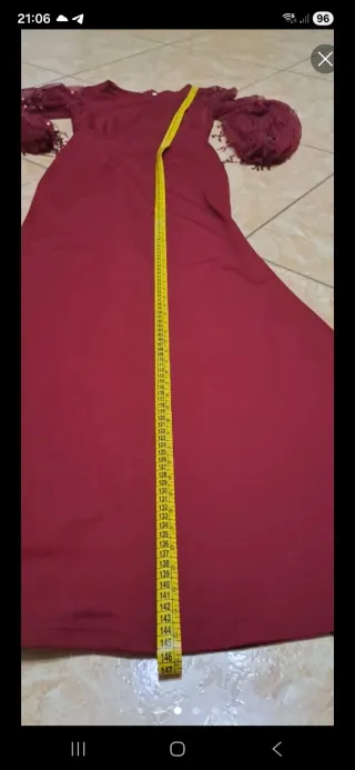 Abito da donna rosso