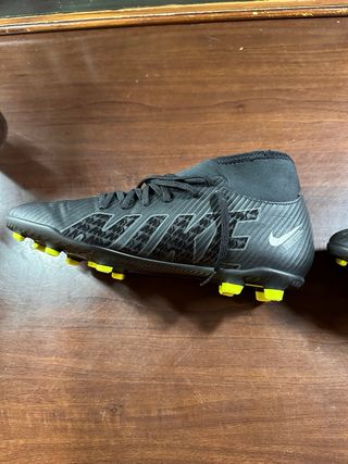 Botas Fútbol Nike Mercurial Talla 42