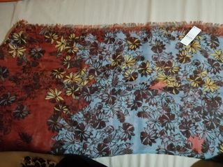 Fular estampado flores