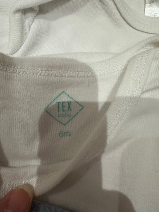 Lote bodies bebé 3-6 meses (68 cm)