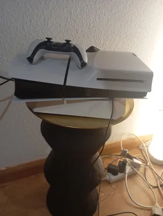 Consola Sony PS5 Blanca + Mando