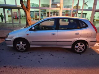 Nissan Almera 2004