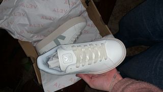 Veja T37 verdes y blancas