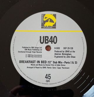 UB40 con Chrissie Hynde - Breakfast In Bed