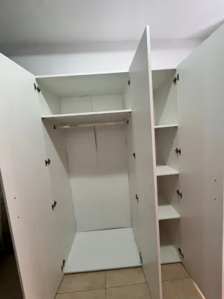 Armario blanco poco uso