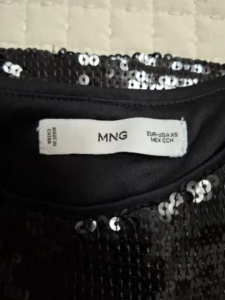 Top Mango Negro Lentejuelas