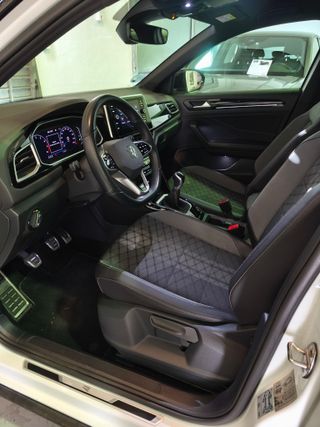 Volkswagen T-ROC 1.5 TSI R-LINE 150cv