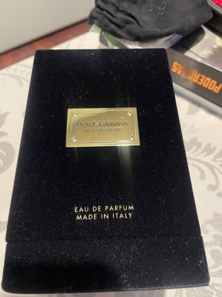 Caja Perfume Dolce & Gabbana Velvet Desert Oud
