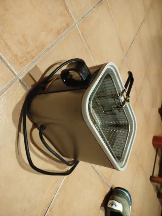 Freidora Eléctrica Jata 1L