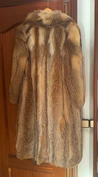 Abrigo de piel de zorro nacional
