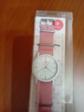 Reloj Calgary Pulsera Mujer Rosa y Blanco